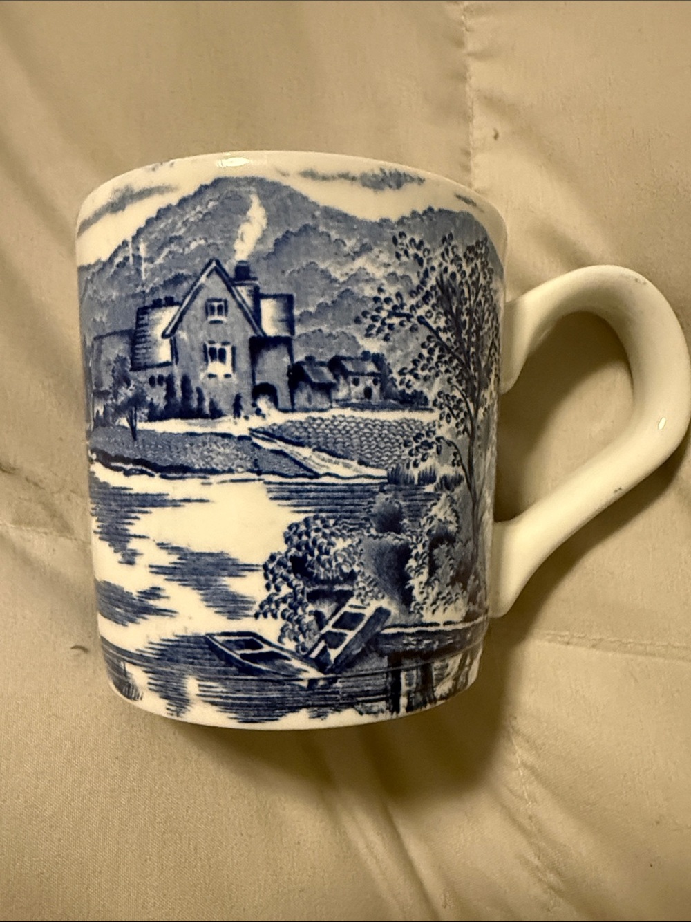 Vintage Alfred Meakin "Tintern" Staffordshire England Mug